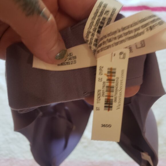 BNWT victorias secret no wire padded push up bra - Picture 4 of 5